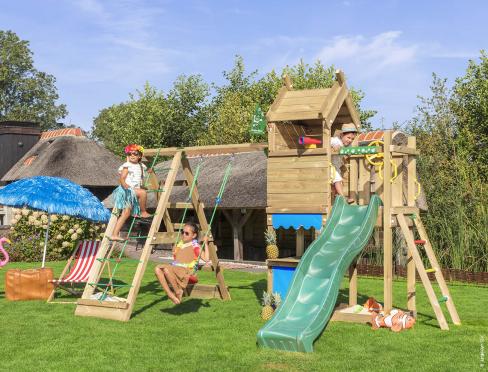 Jungle Resort | Stelzenhaus mit Schaukel & Kletternetz