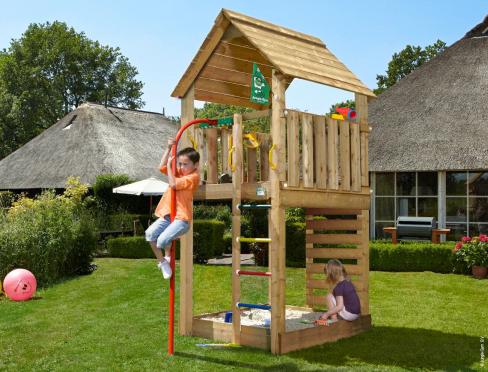 Jungle Cabin | Spielturm aus Holz mit Feuerwehrstange